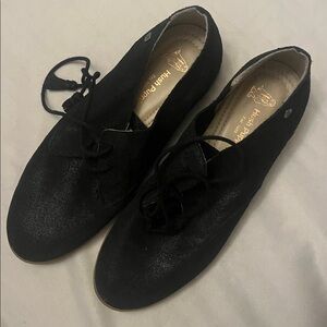Hush Puppies Classic Black Lace-Up Footwear